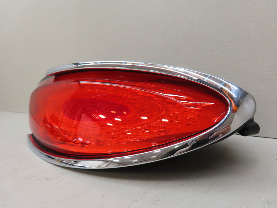2020-2022 BENTLEY GT GTC REAR RIGHT PASSENGER SIDE TAIL LIGHT OEM 3SD945096C