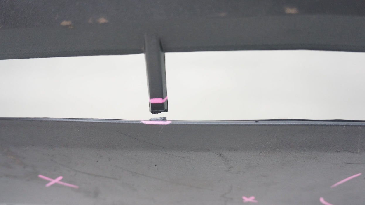 2025-2026 CHEVROLET TAHOE / SUBURBAN FRONT LOWER BUMPER VALANCE OEM 85642526