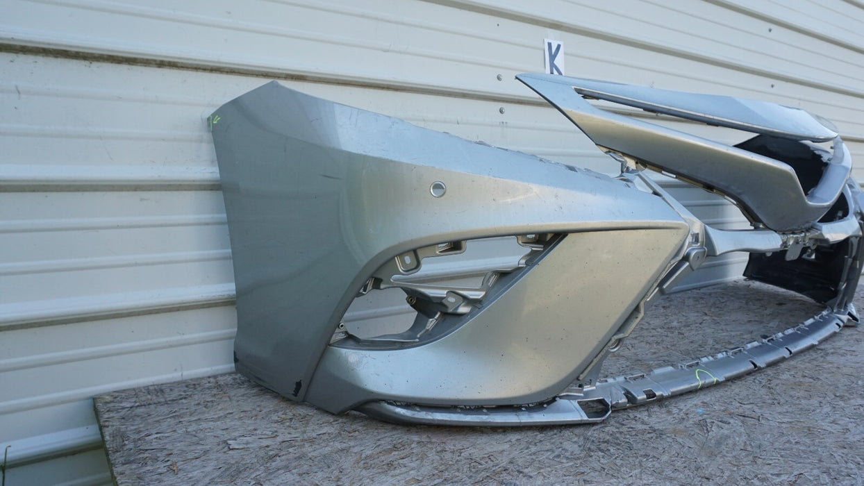 2018-2020 TOYOTA CAMRY FRONT BUMPER PLASTIC COVER 52119-06E20 OEM