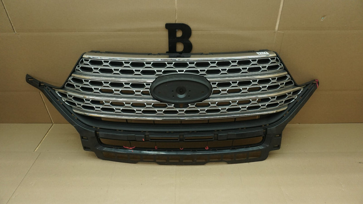 2020-2022 FORD EXPLORER XLT FRONT CENTER GRILLE ASSEMBLY OEM LB5B-8200-CD5YZ9