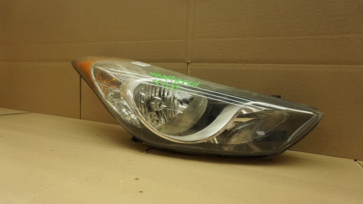 2014 2015 2016 HYUNDAI ELANTRA FRONT RIGHT PASSENGER HEADLIGHT HALOGEN OEM