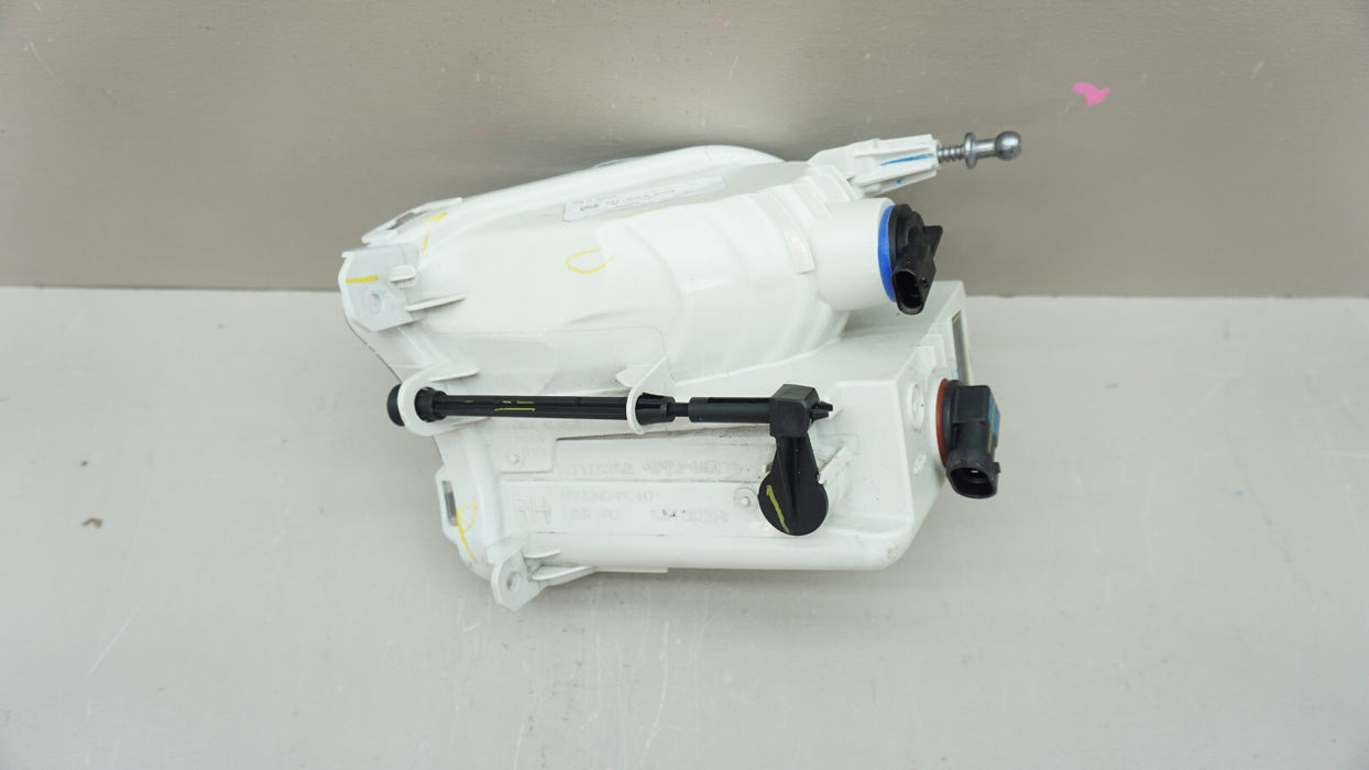 2017-2019 FORD ESCAPE FRONT RIGHT PASSENGER SIDE FOG LIGHT GJ54-13B220 OEM