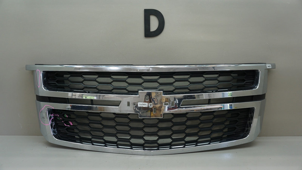 2015-2020 CHEVROLET TAHOE SUBURBAN FRONT BUMPER RADIATOR GRILLE OEM 23440914