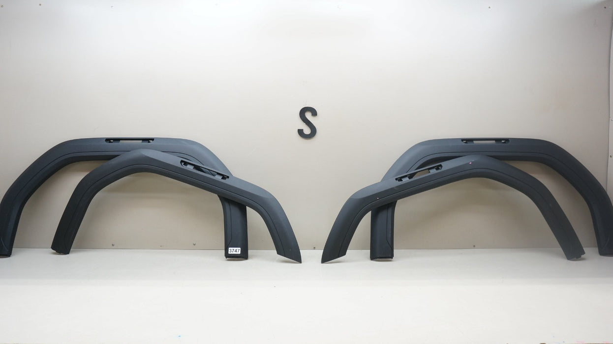 2020-2026 GMC SIERRA 2500 3500 FENDER FLARE WHEEL ARCH SET OEM
