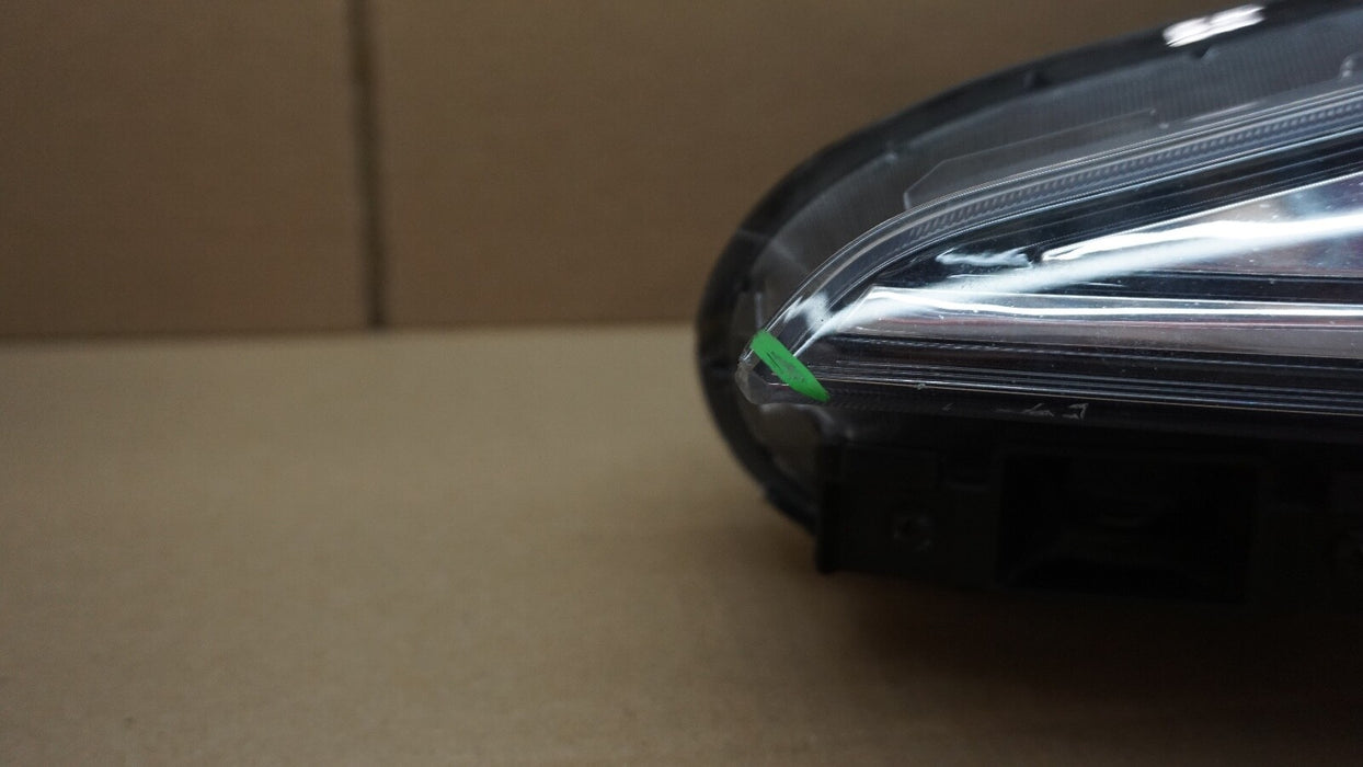 2019-2020 HYUNDAI ELANTRA FRONT LH LEFT DRIVER SIDE HEADLIGHT OEM 19 20