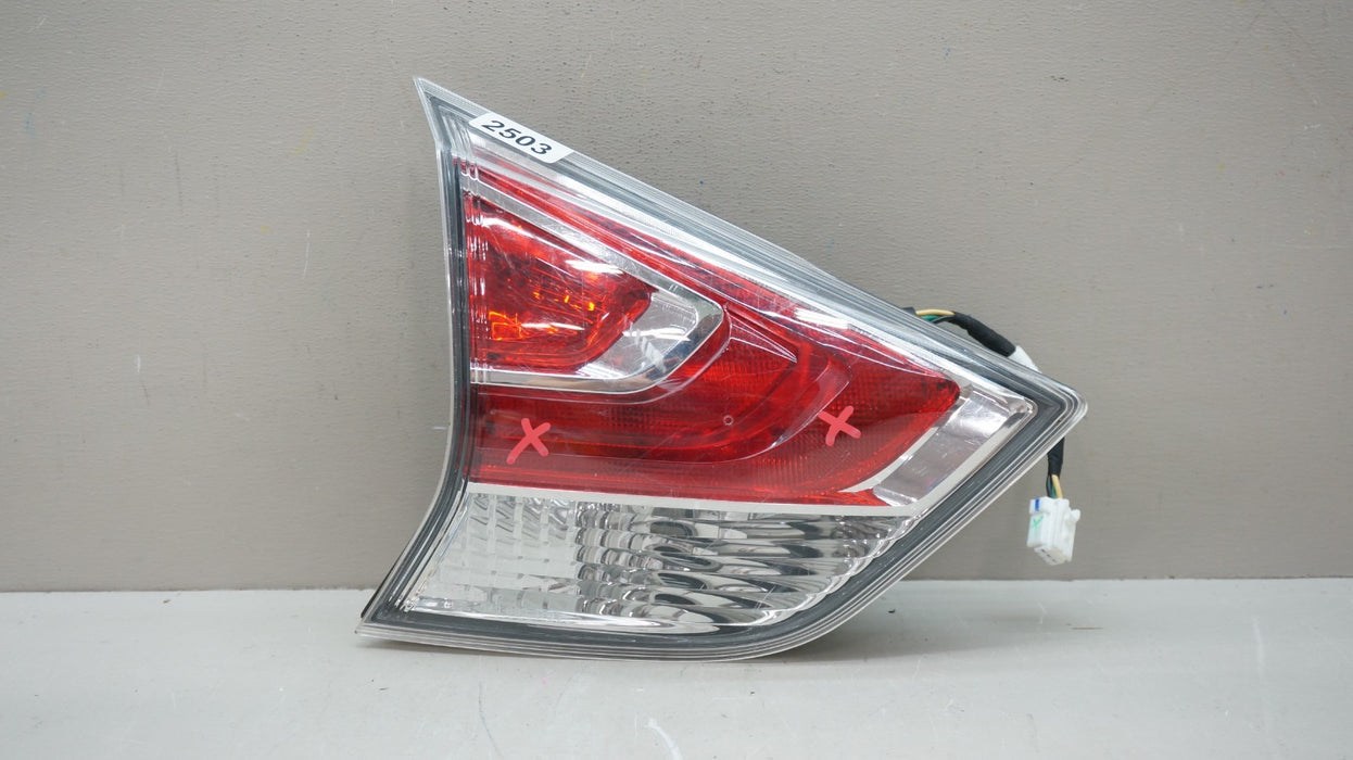 2014-2016 NISSAN ROGUE REAR LEFT DRIVERS SIDE INNER TAIL LIGHT OEM