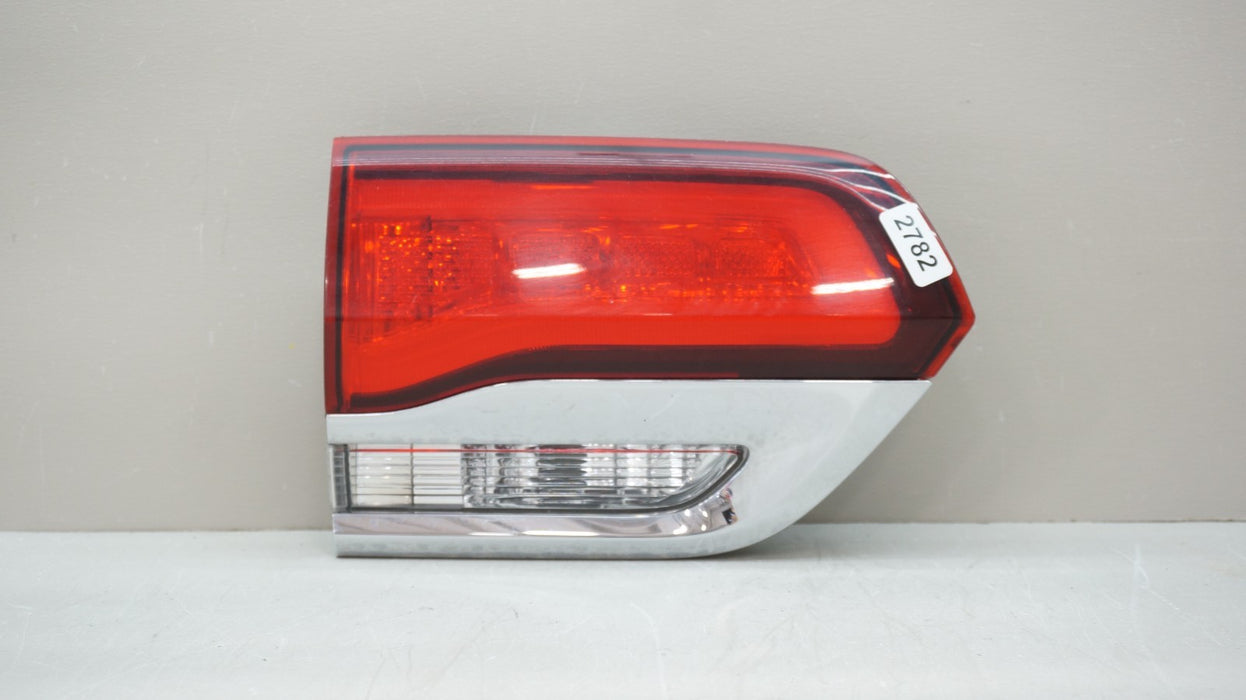 2014-2021 JEEP GRAND CHEROKEE REAR LEFT DRIVER SIDE INNER TAIL LIGHT OEM