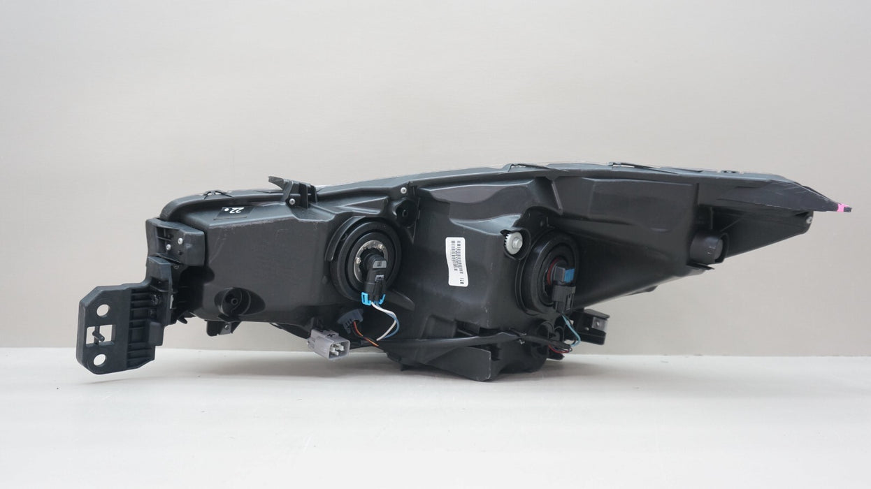 2018-2019 SUBARU LEGACY OUTBACK FRONT RIGHT PASSENGER SIDE HEADLIGHT OEM