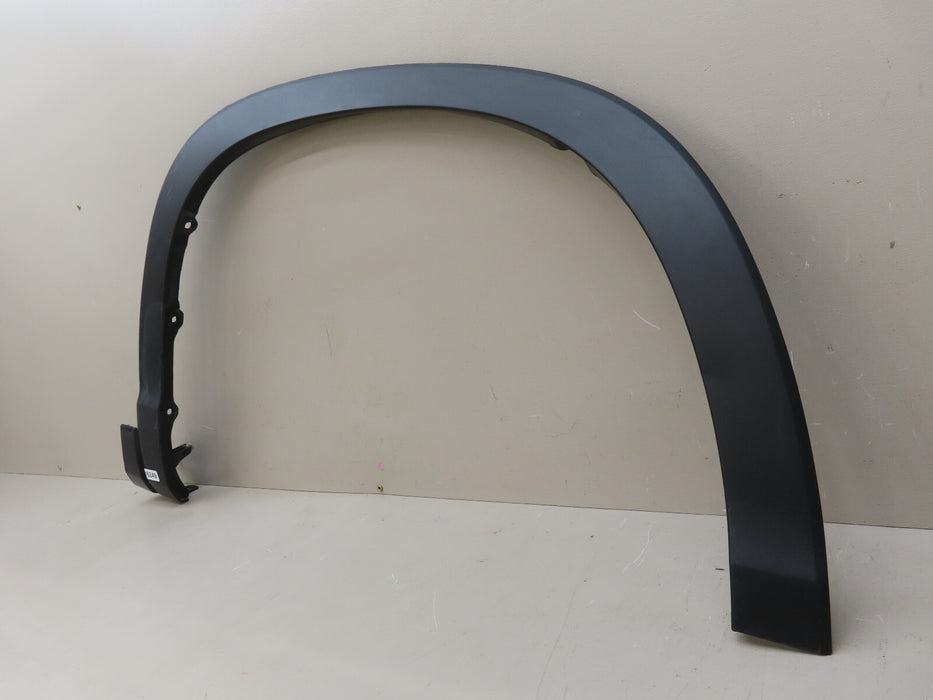 2014-2019 TOYOTA HIGHLANDER FRONT RIGHT PASSENGER WHEEL ARCH FENDER FLARE OEM