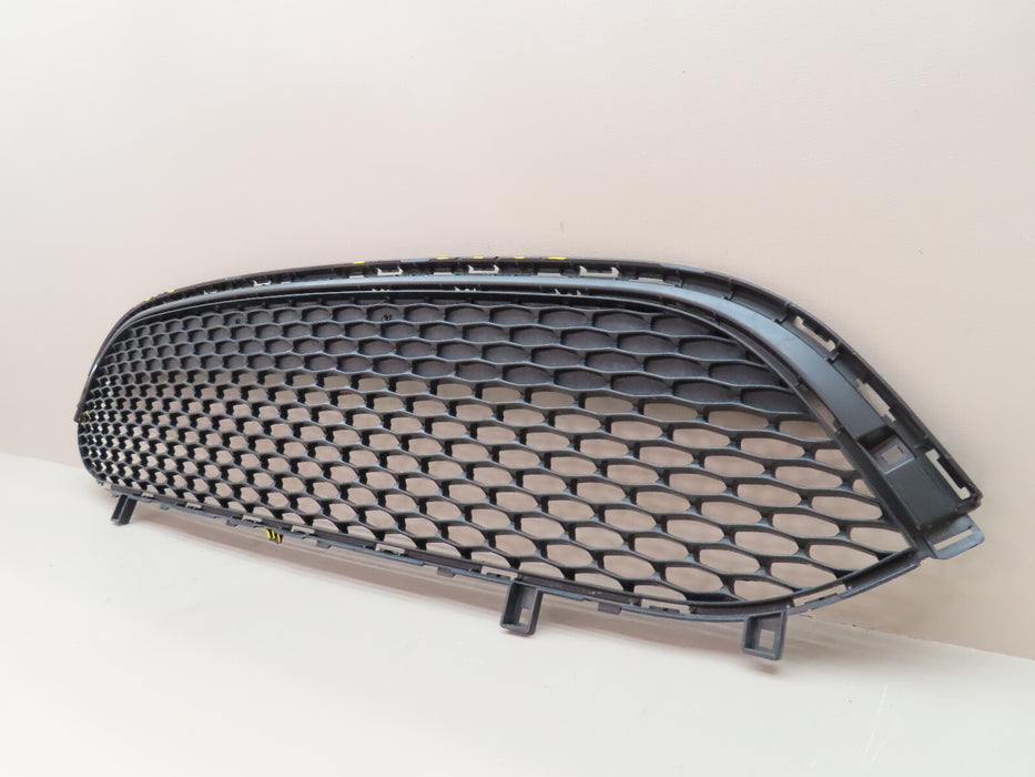 2017-2019 CHRYSLER PACIFICA FRONT LOWER GRILLE GRILL OEM 68243498AA