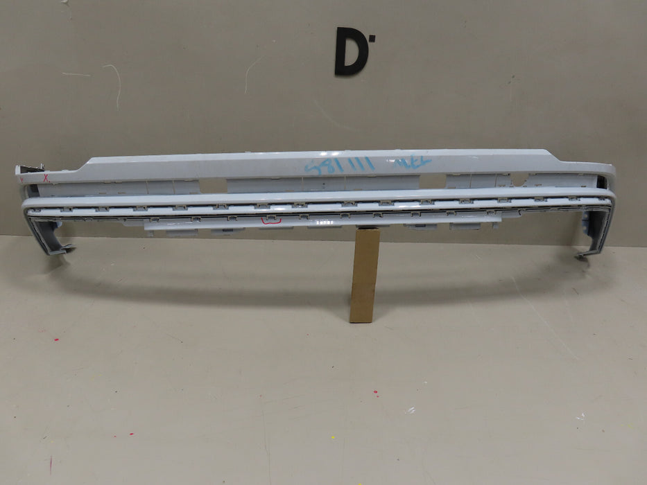 2019 2020 2021 AUDI Q8 S-LINE REAR MIDDLE BUMPER COVER OEM 4M8807527