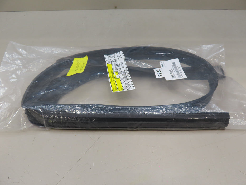 2011-2015 KIA OPTIMA FRONT LEFT DRIVER DOOR RUN CHANNEL ASSY WINDOW OEM