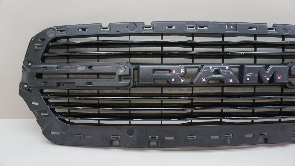 2019-2023 RAM 1500 FRONT UPPER MAIN GRILLE 6BT01TRMAF OEM 19 20 21 22 23