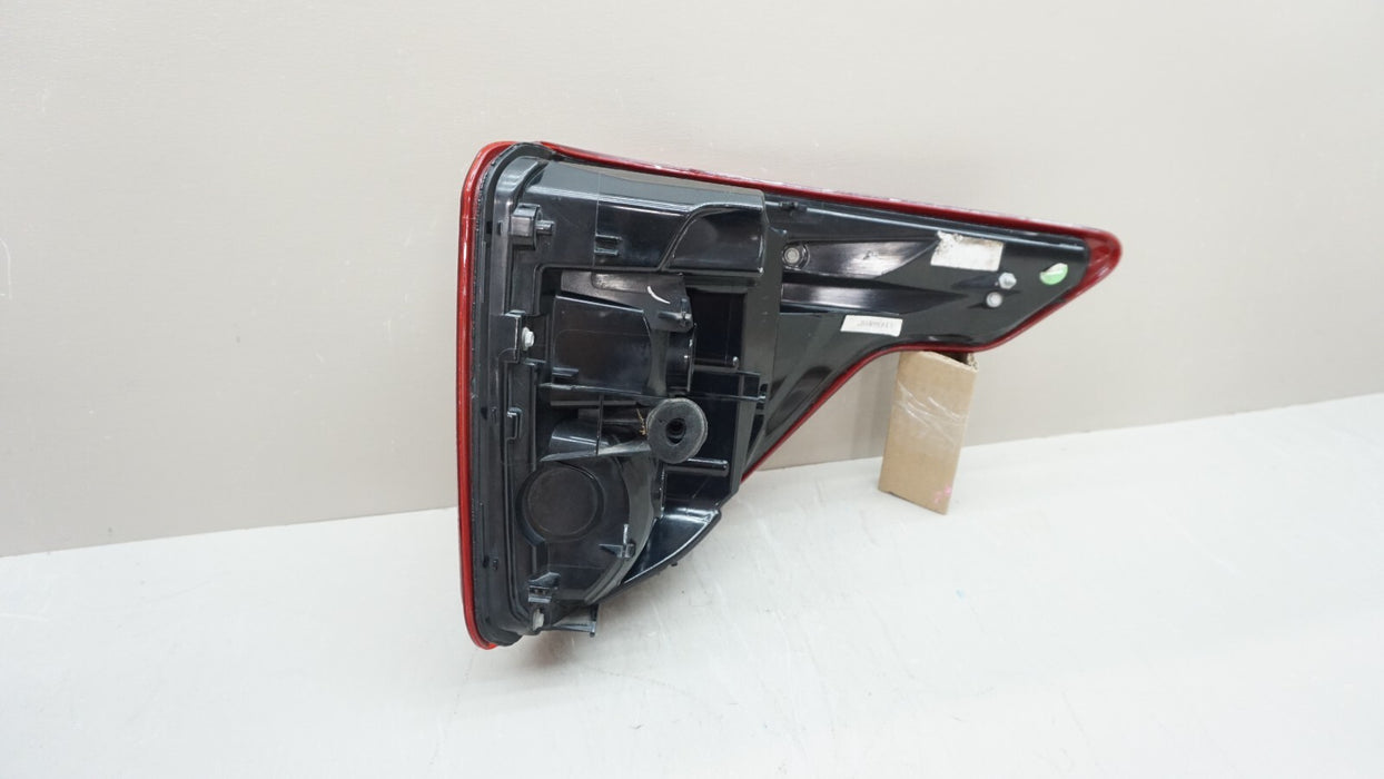 2020-2022 FORD EXPLORER REAR LEFT DRIVER SIDE TAIL LIGHT OEM