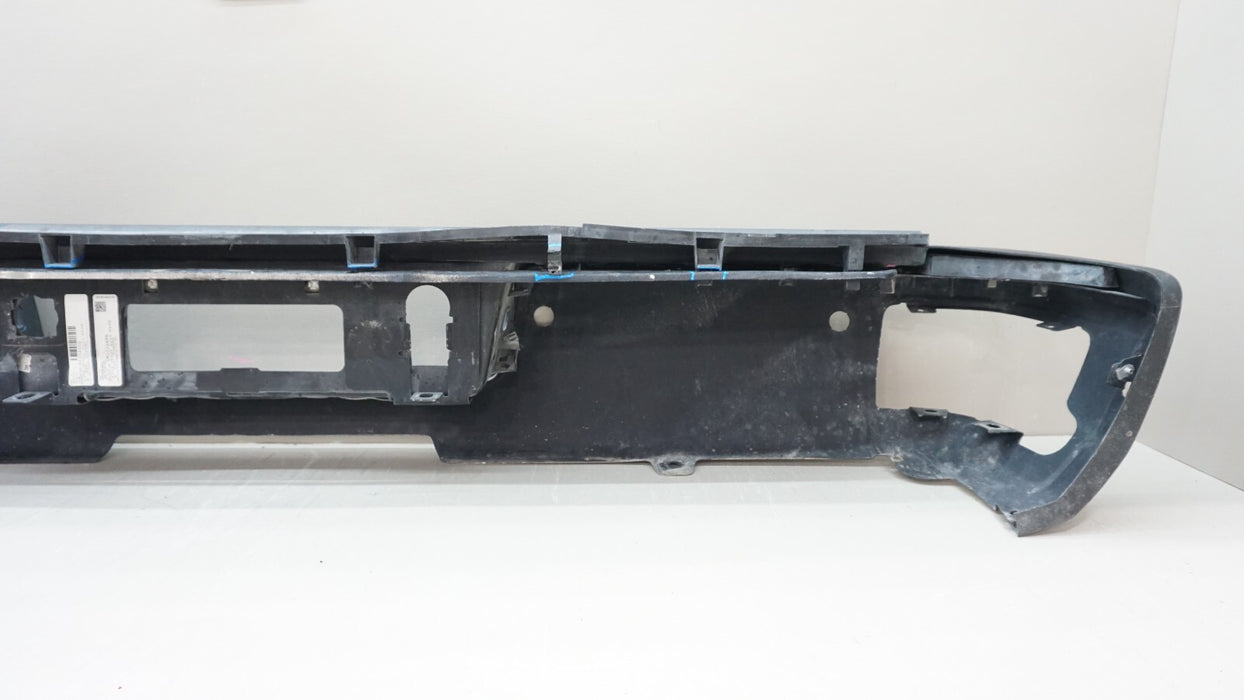 2016-2019 CHEVROLET SILVERADO GMC SIERRA 2500 REAR METAL BUMPER OEM 84204606