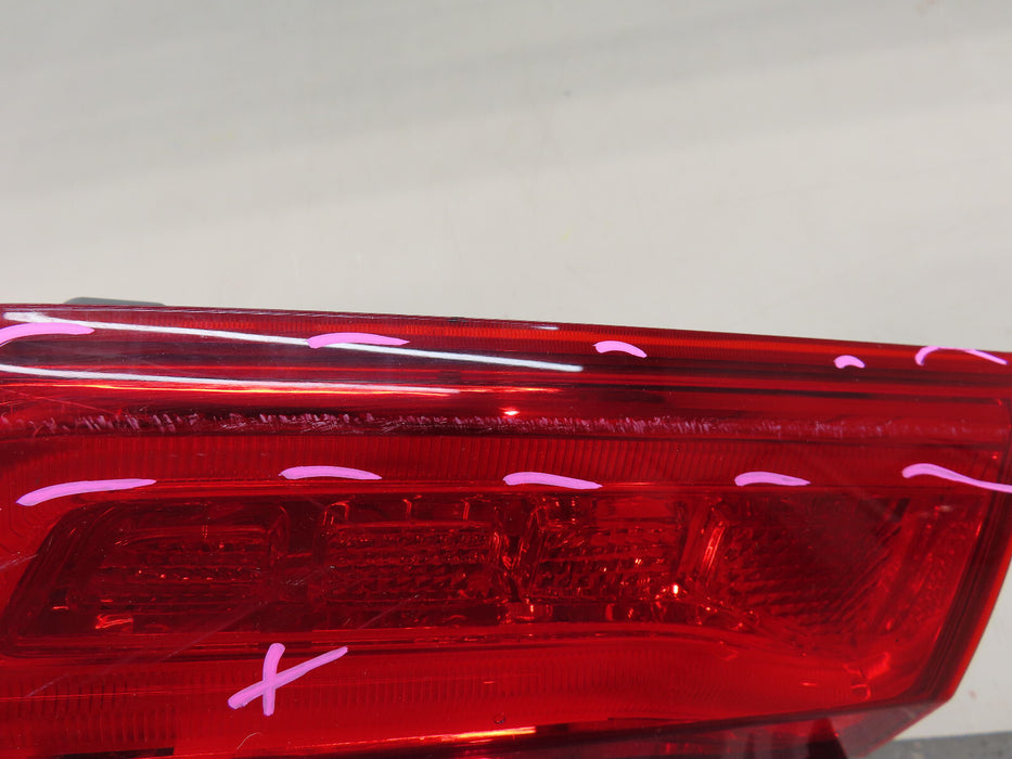 2015 -2020 JEEP GRAND CHEROKEE PASSENGER RH PASSENGER SIDE TAIL LIGHT OEM