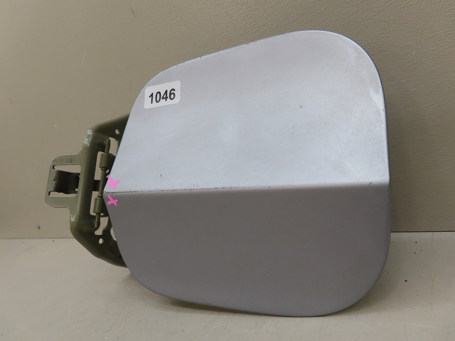 20181-2022 HONDA ACCORD FUEL TANK DOOR LID OEM