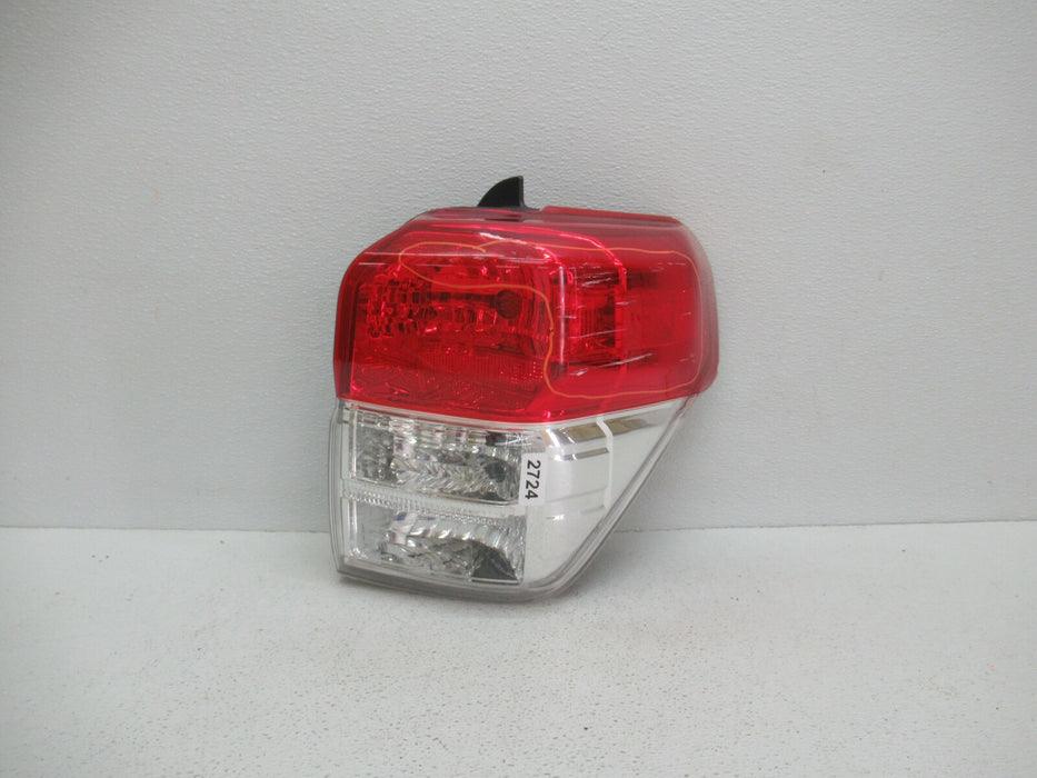2010 - 2013 TOYOTA 4RUNNER RAER RIGHT PASSENGER SIDE TAIL LIGHT BRAKE LAMP OEM