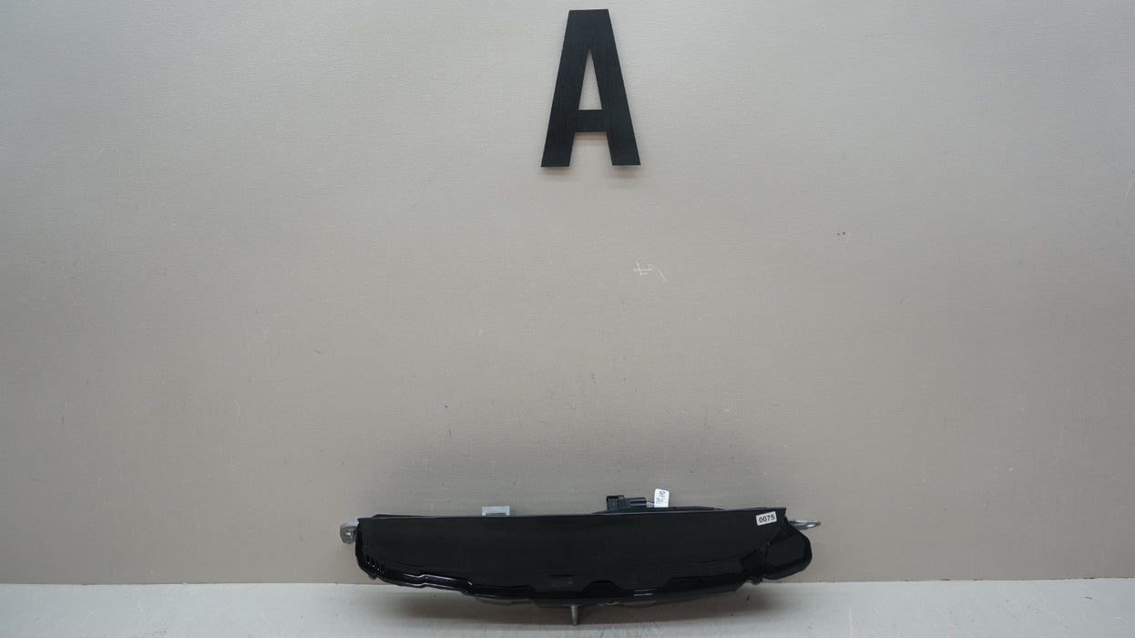 2022-2024 LAND ROVER RANGE ROVER VOGUE L460 LH REAR LED TAILLIGHT M8E2-13405 OEM