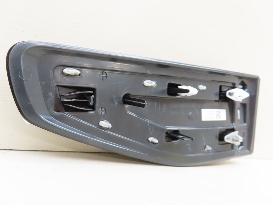 GMC FRONT RIGHT PASSENGER SIDE FENDER VENT OEM