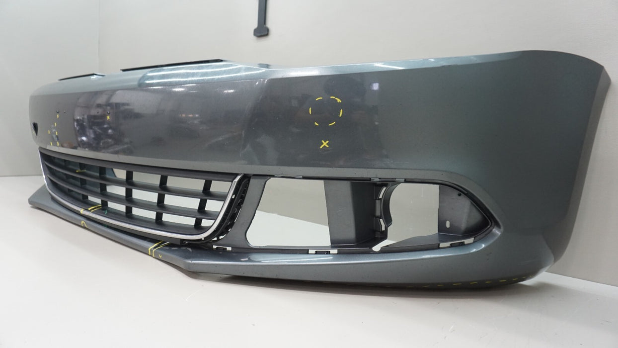 2011-2014 VOLKSWAGEN JETTA GLI FRONT BUMPER COVER W/ GRILLE OEM 5C6.807.221