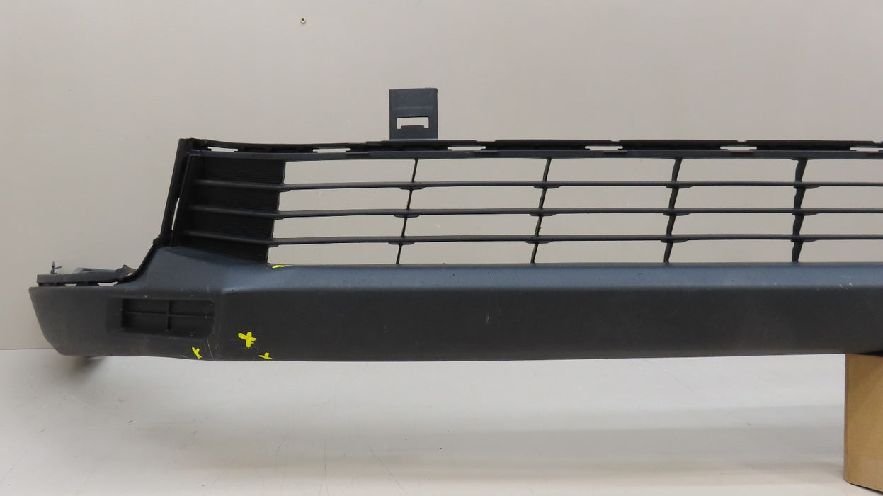 2017-2019 TOYOTA HIGHLANDER FRONT LOWER BUMPER COVER VALANCE OEM