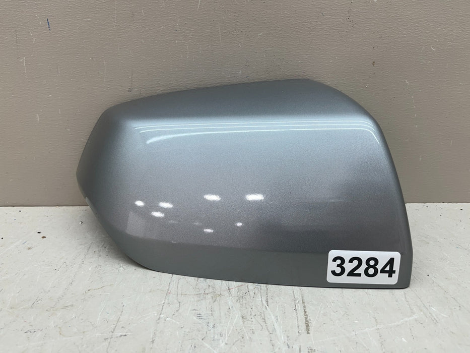 2021-2026 CHEVROLET TAHOE SUBURBAN RH PASSENGER MIRROR CAP GREY OEM 84703355