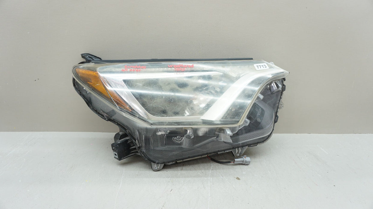 2016-2018 TOYOTA RAV4 SUV FRONT RIGHT PASSENGER SIDE HEADLIGHT LAMP HALOGEN OEM