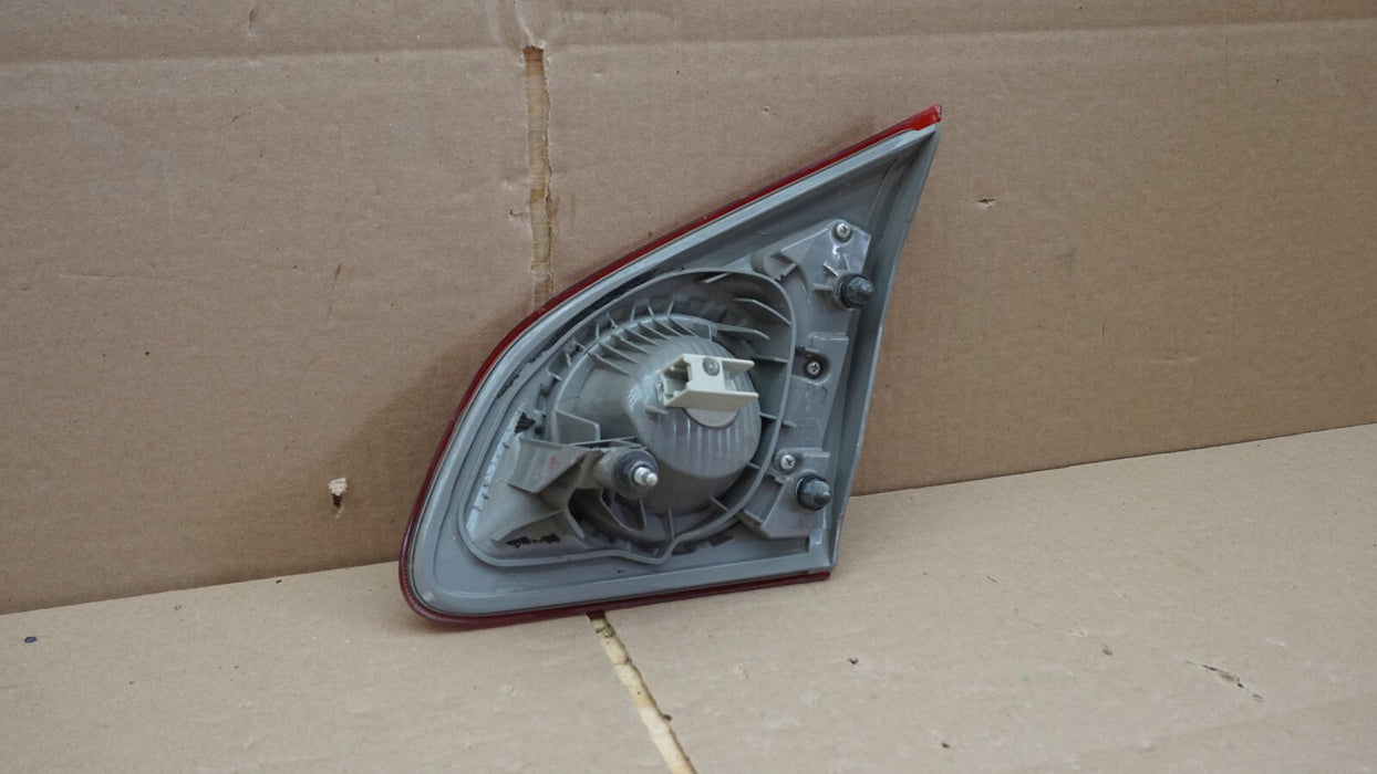 2008-2013 NISSAN ROGUE REAR LEFT DRIVER SIDE INNER TAIL LIGHT LAMP OEM