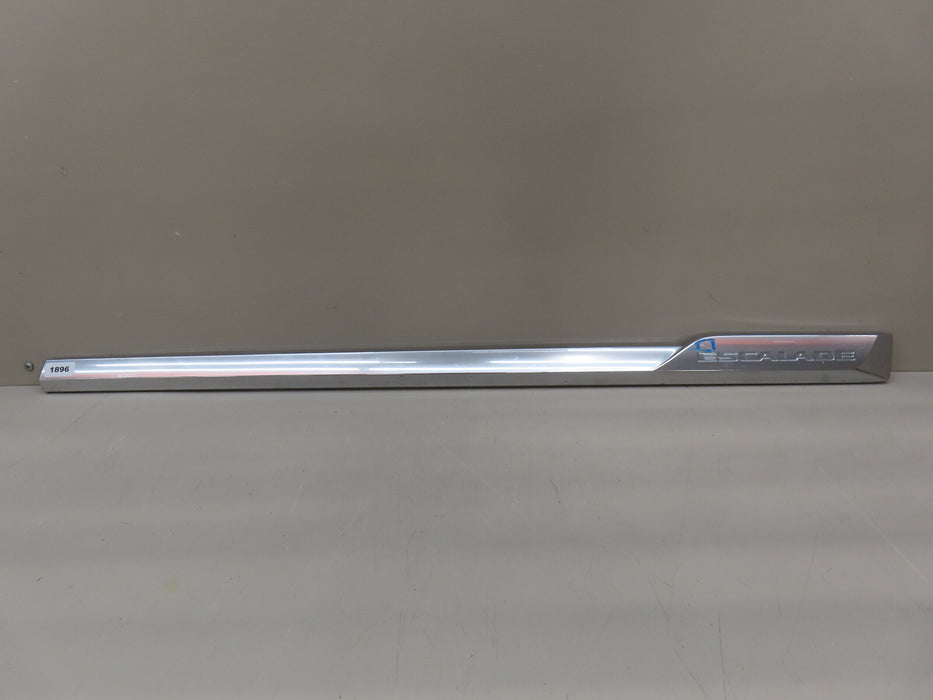 2015-2020 CADILLAC ESCALADE FRONT LEFT DRIVER SIDE DOOR MOLDING OEM