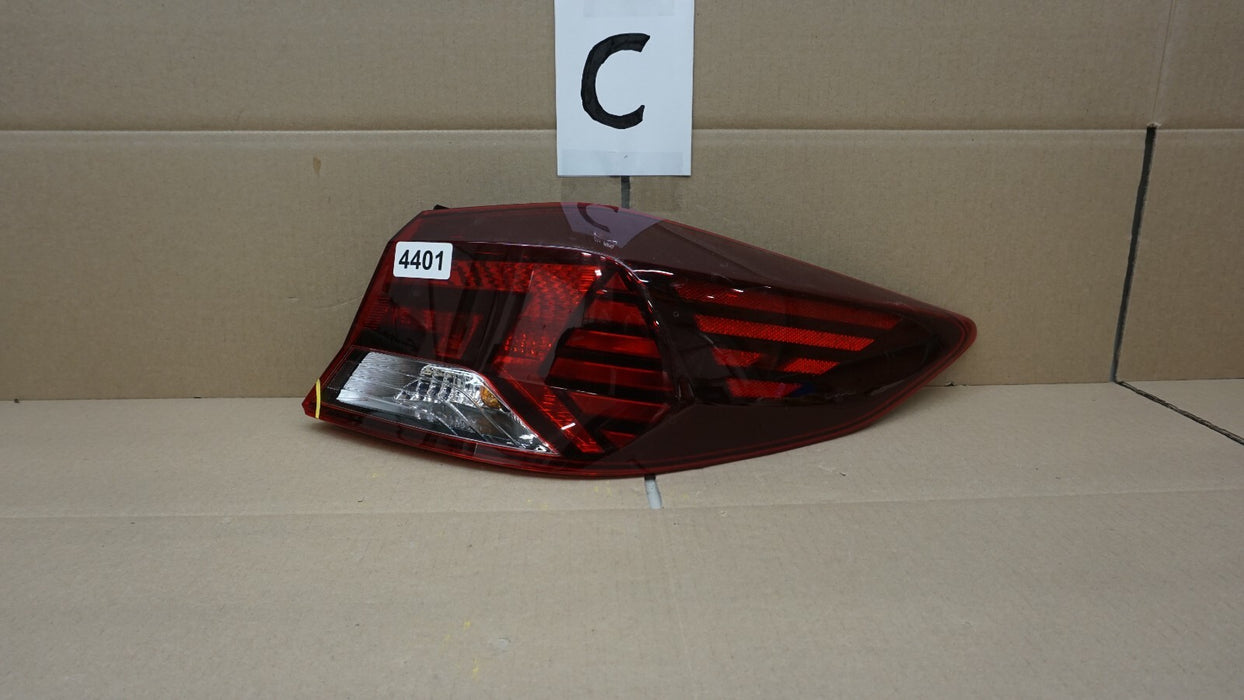 2019 2020 HYUNDAI ELANTRA REAR RIGHT PASSENGER SIDE OUTER TAIL LIGHT CAPA