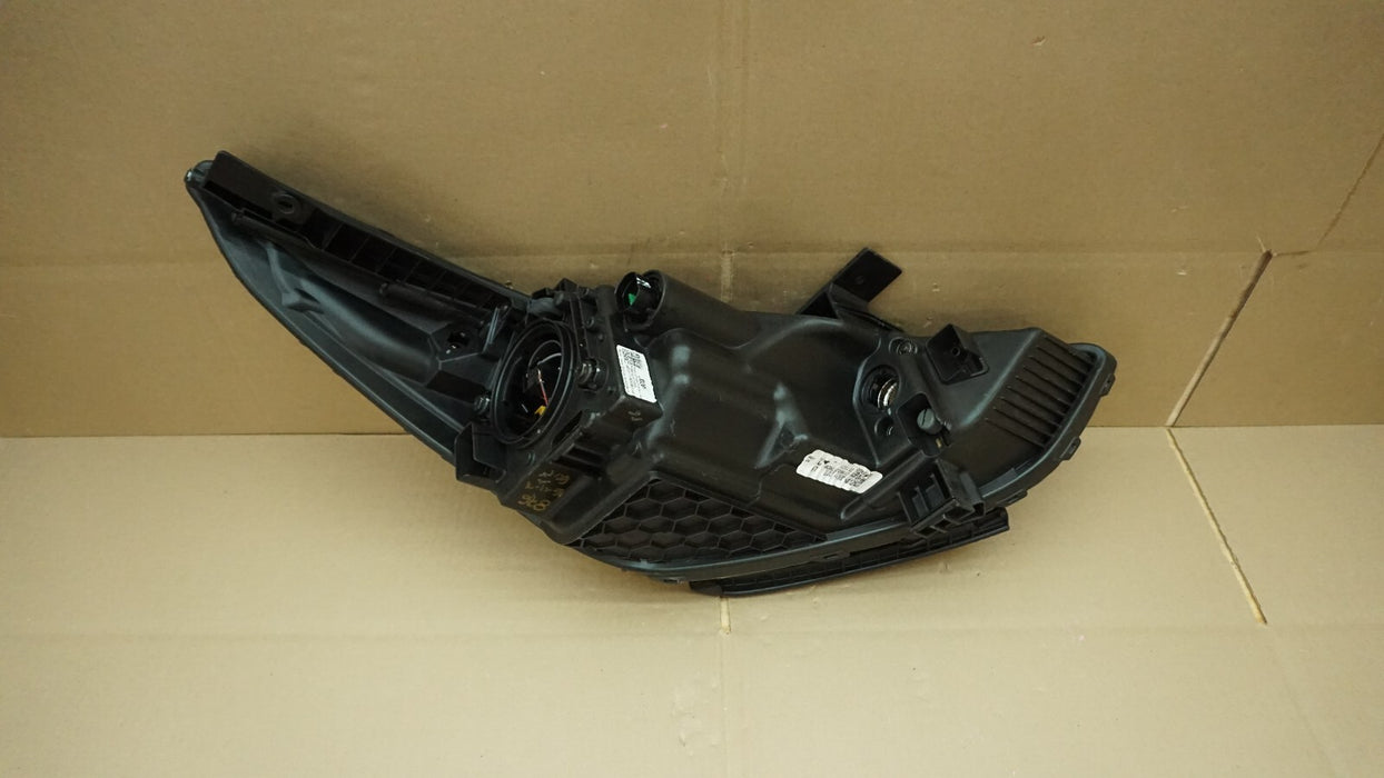 2018-2020 HYUNDAI ACCENT FRONT LEFT DRIVER SIDE HEADLIGHT HALOGEN OEM 18 19 20