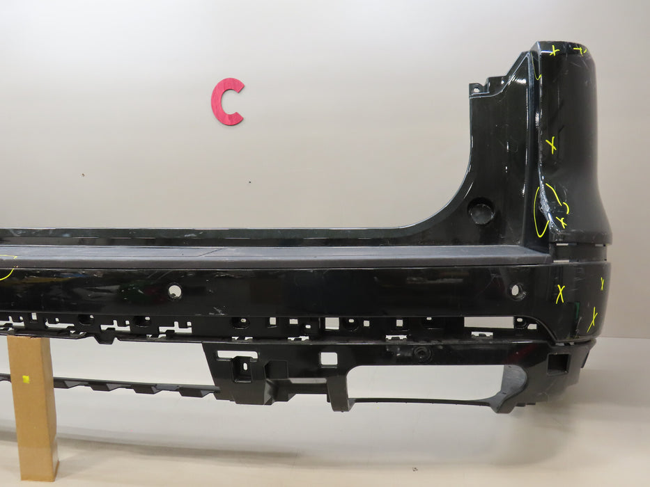 2022 2023 LINCOLN NAVIGATOR REAR BUMPER COVER OEM