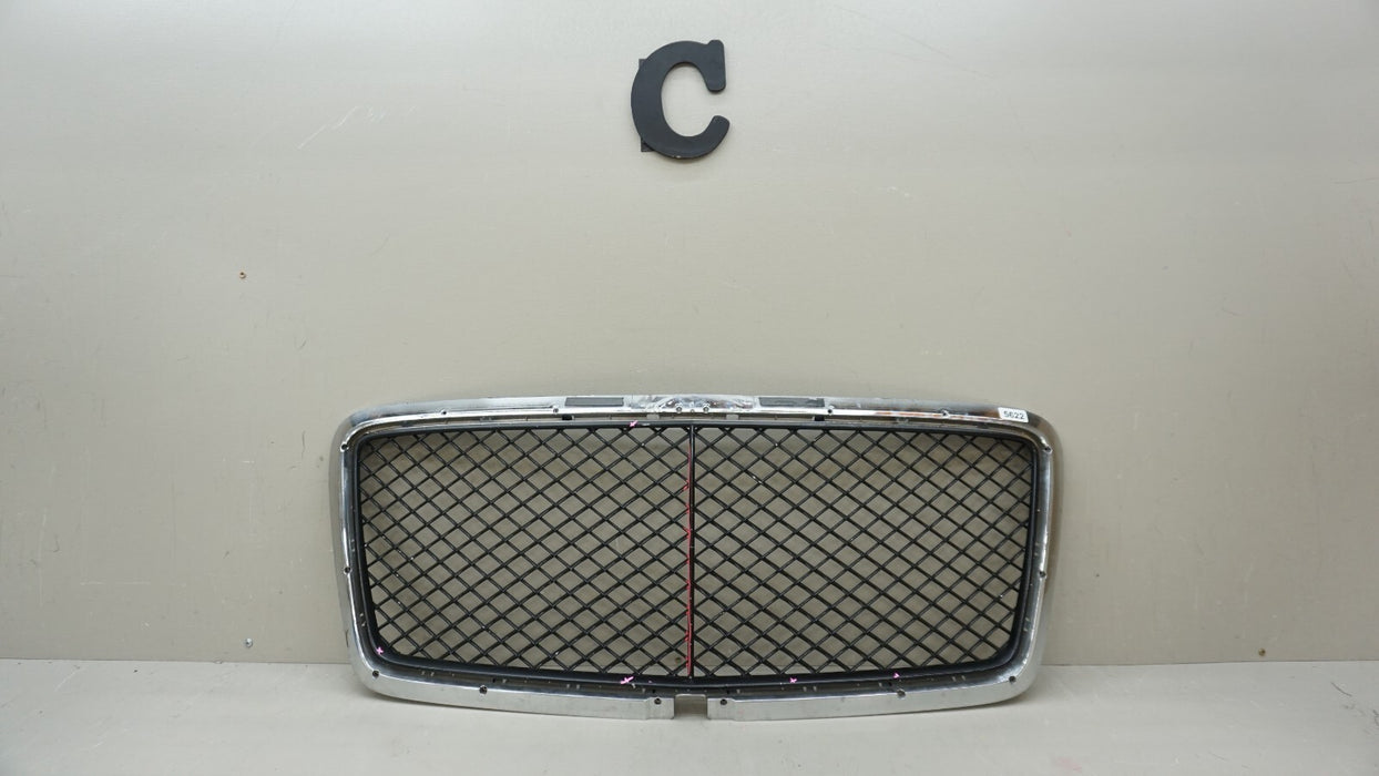 2017-2020 BENTLEY BENTAYGA FRONT BUMPER RADIATOR GRILLE GRILL OEM 10150737