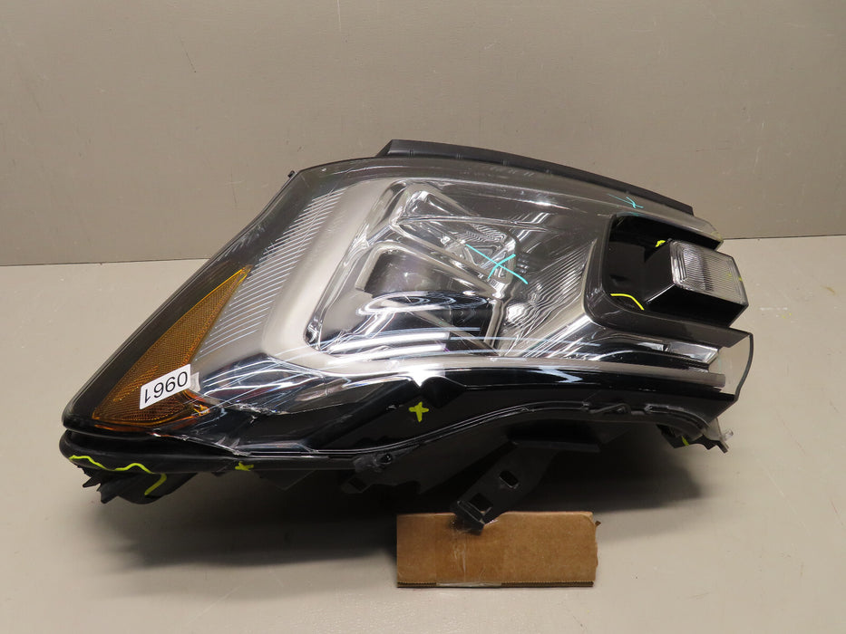 2018-2021 FORD EXPEDITION FRONT LEFT DRIVER HEADLIGHT HALOGEN OEM