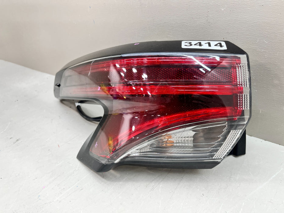 2021-2023 TOYOTA SIENNA LH LEFT DRIVER OUTER TAIL LIGHT LAMP OEM
