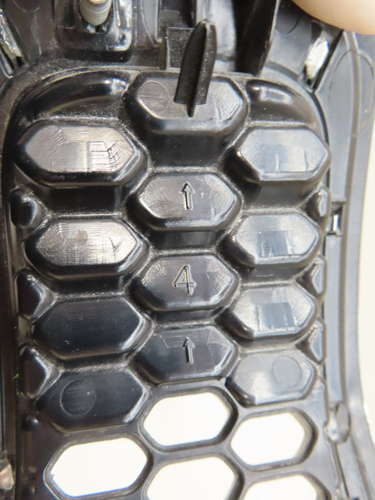2014-2018 JEEP CHEROKEE FRONT RADIATOR GRILL GRILLE INSERT #4 OEM