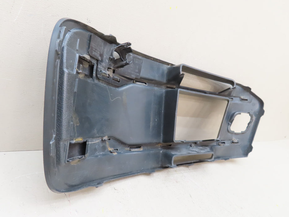 2016-2019 AUDI Q7 FRONT RIGHT PASSENGER FOG LIGHT BEZEL INSERT OEM 4M0807682R