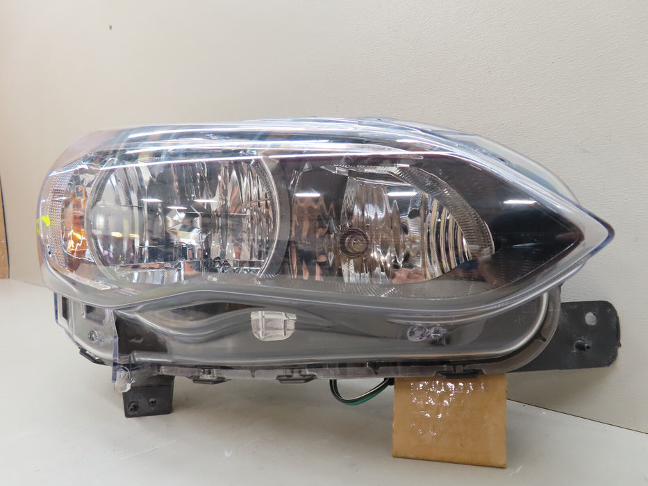 2017-2021 SUBARU CROSSTREK FRONT RIGHT PASSENGER HEADLIGHT HALOGEN OEM