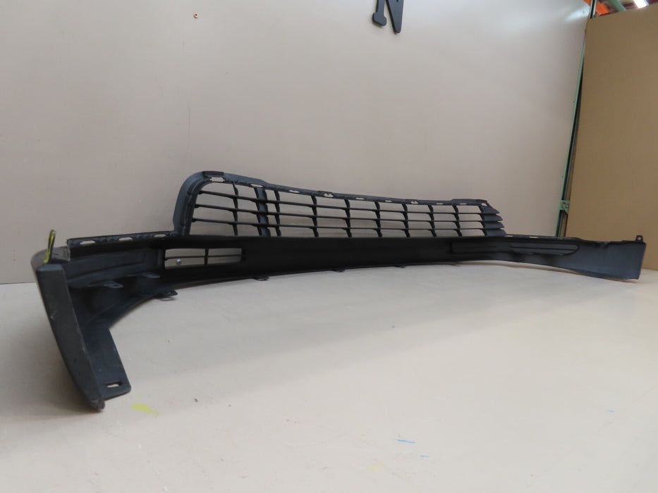 2014 2015 2016 TOYOTA HIGHLANDER FRONT LOWER BUMPER COVER OEM 52129-0E010