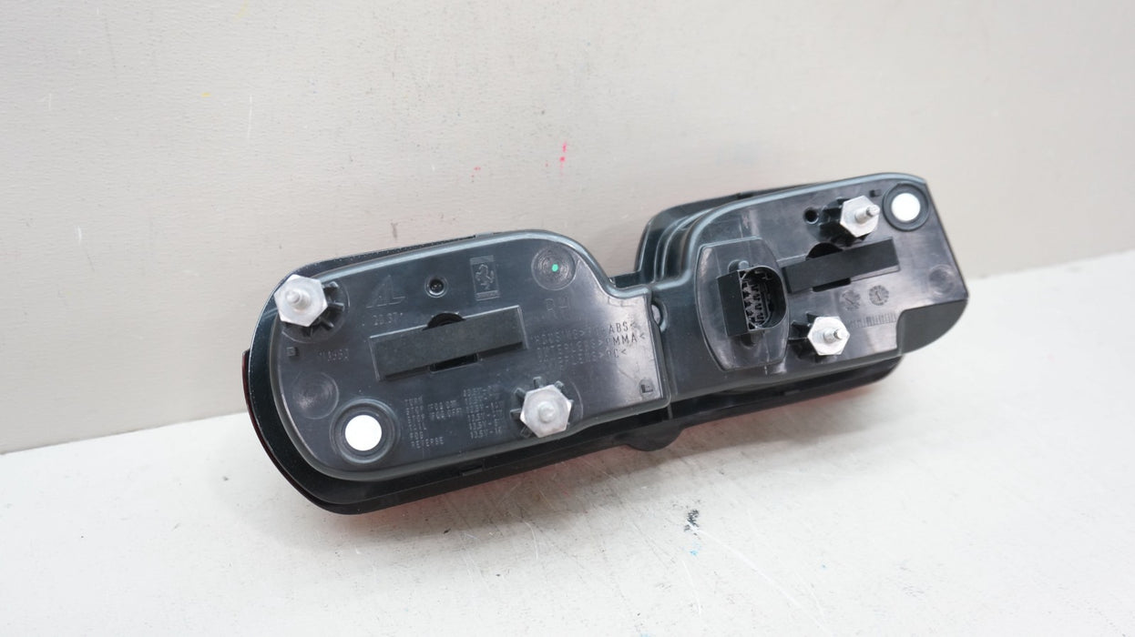 FERRARI SF90 F173 REAR RIGHT PASSENGER SIDE TAIL LIGHT OEM