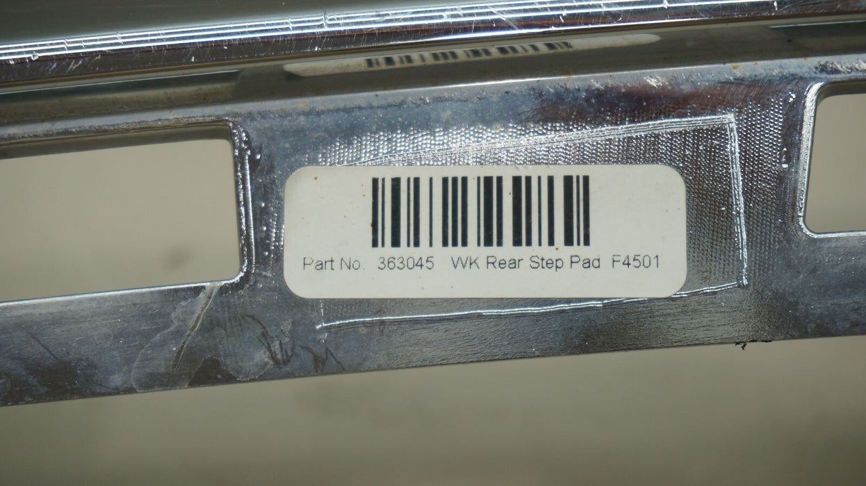 2011-2021 JEEP GRAND CHEROKEE REAR BUMPER CHROME TRIM OEM 363045