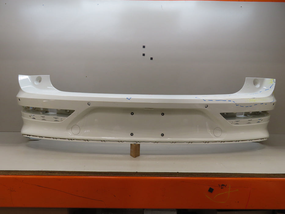 2020-2023 BENTLEY BENTAYGA BY 636-2 REAR BUMPER COVER OEM