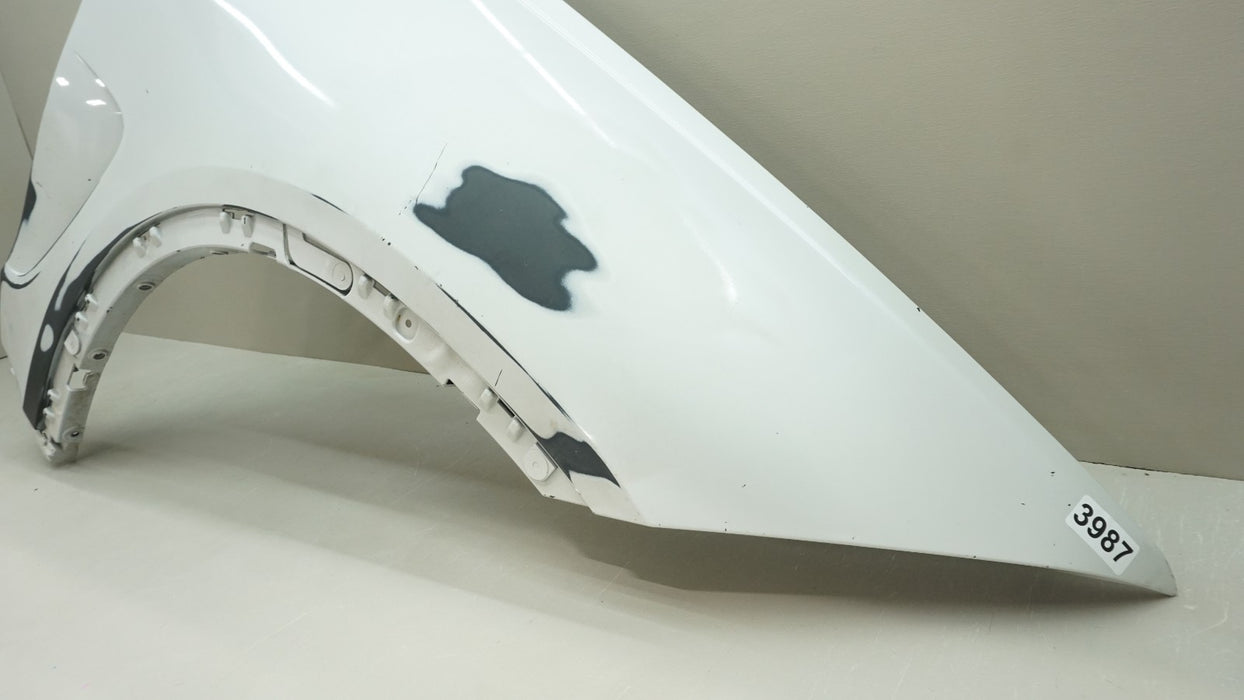 2014-2018 BMW X5 F15 RH RIGHT PASSENGER FRONT FENDER 51658056338 51657373542 OEM