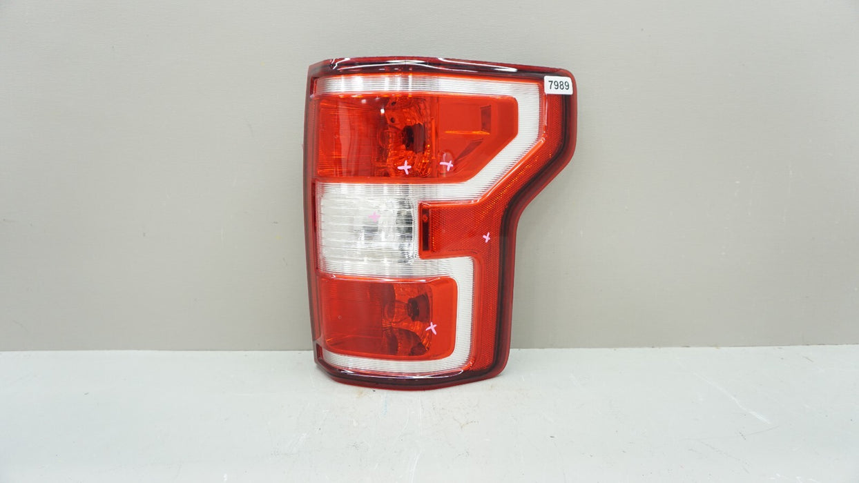 2018-2020 FORD F150 F-150 REAR RIGHT PASSENGER SIDE TAIL LIGHT OEM