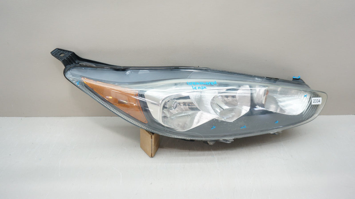 2014-2019 FORD FIESTA FRONT RIGHT PASSENGER SIDE HEADLIGHT HALOGEN OEM
