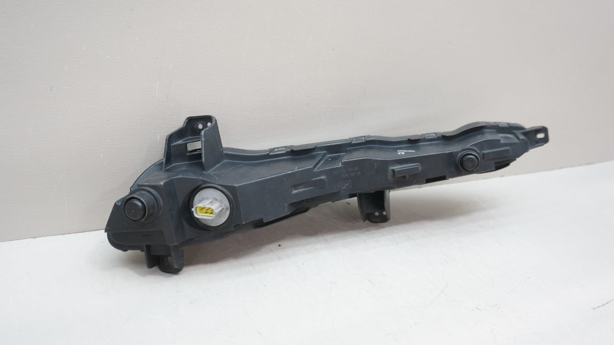 2015-2017 HYUNDAI SONATA FRONT LEFT DRIVER SIDE FOG LIGHT OEM 92207-C10