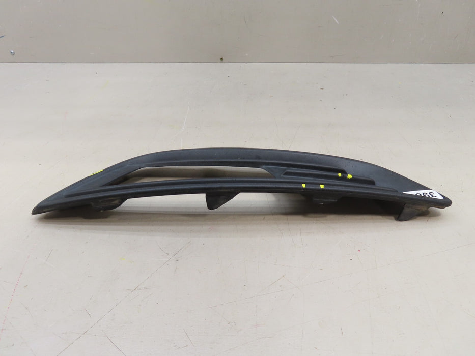 2015-2018 FORD FOCUS SEDAN FRONT LEFT BUMPER FOG LIGHT BEZEL OEM F1EB-15A299-AA