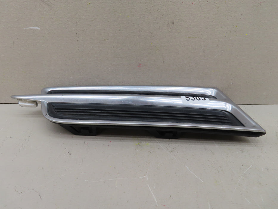 2013-2017 CADILLAC XTS FRONT RIGHT PASSENGER FOG LIGHT BEZEL COVER OEM