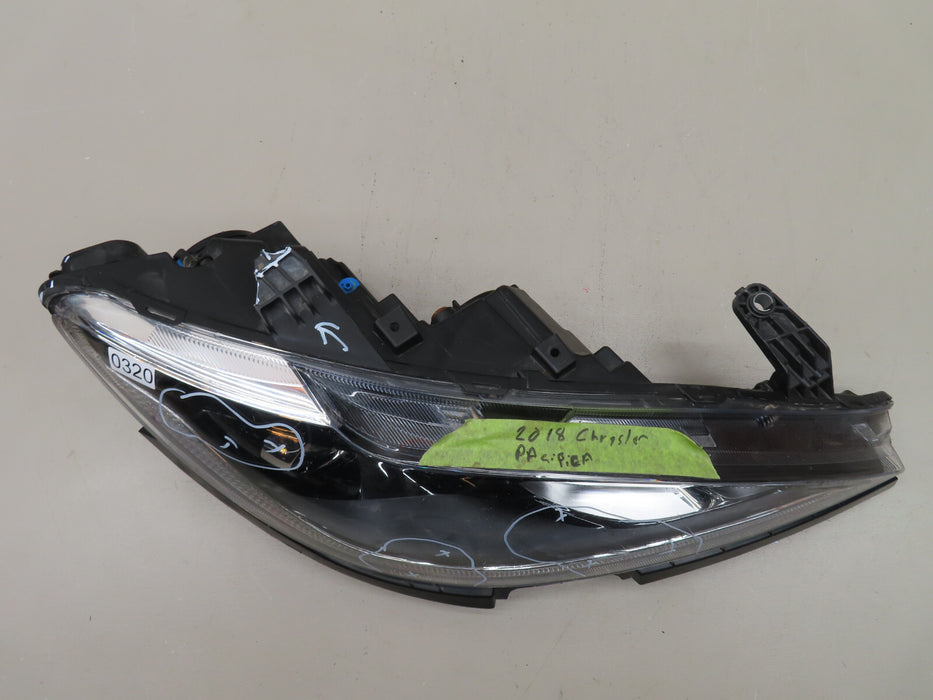 2017 2018 2019 2020 Chrysler Pacifica Headlight LAMP RH Halogen W/ LED OEM